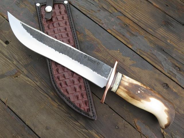 Recurve Camp knife.jpg