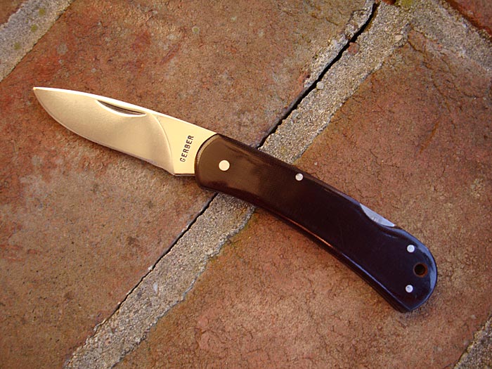 Gerber-LST-Maroon-Micarta.jpg