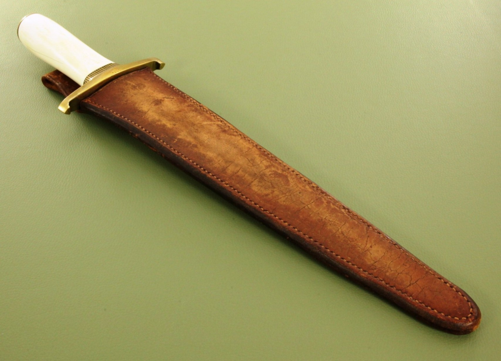 #13-12-Ivory-Early 50's-J.JPG #13-12-Ivory-Early 50's-J.JPG