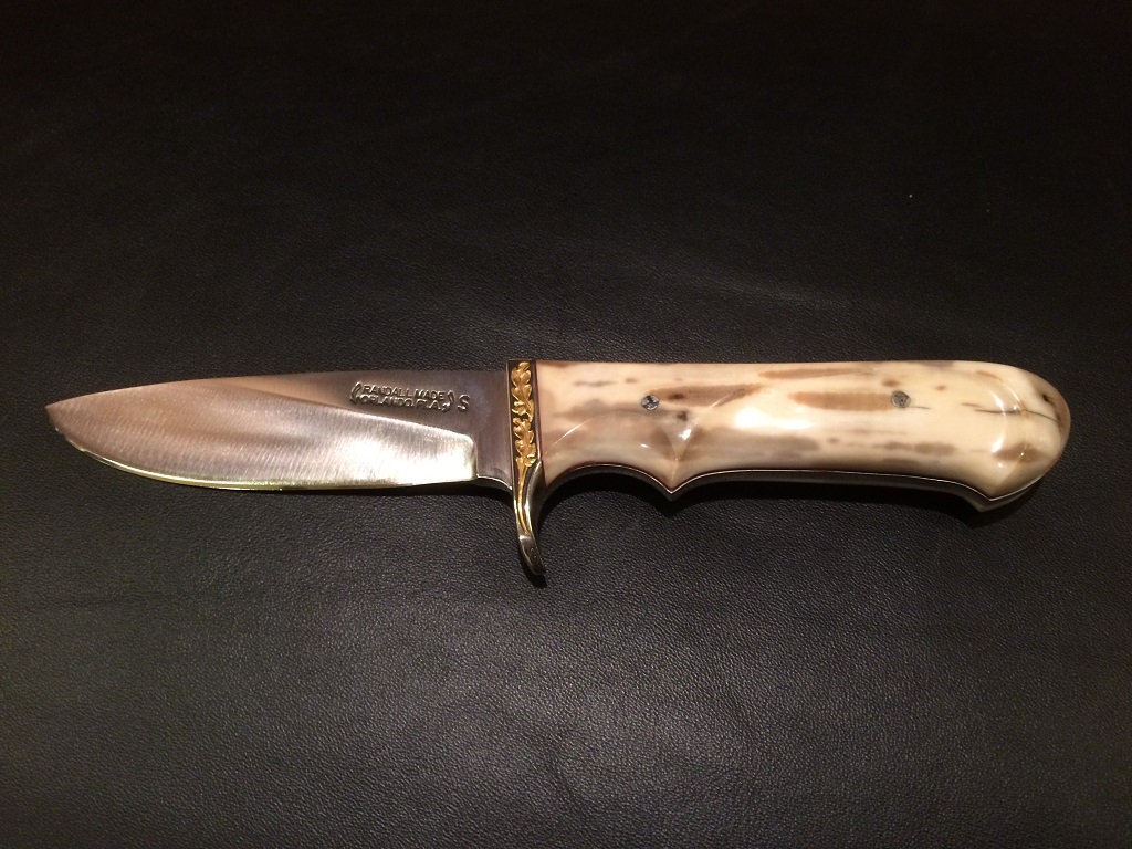 TW Leschorn Drop Point Hunter Full Tang R. Skaggs Gold Engraving-001-KT.jpg