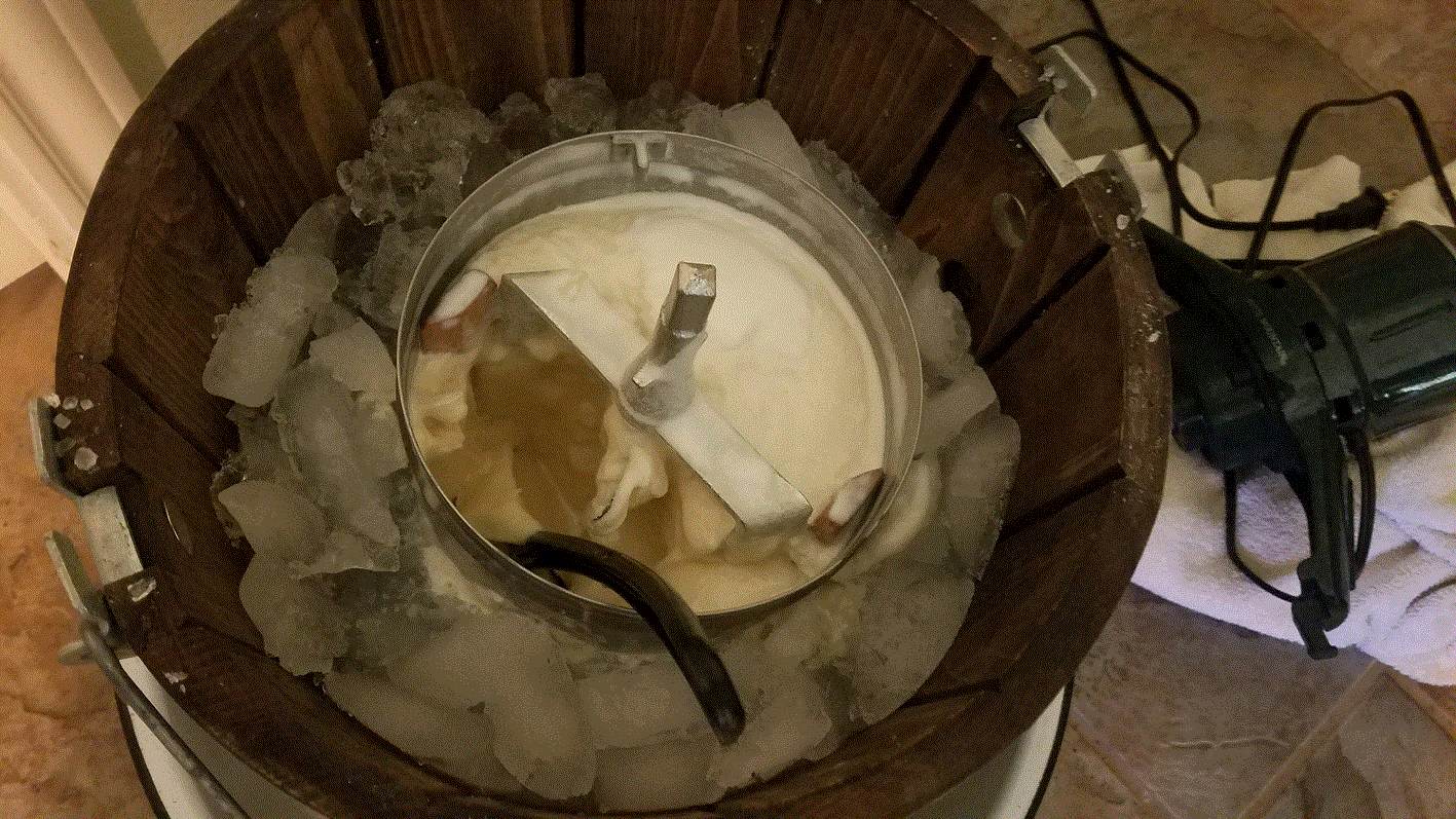 Homemade Ice Cream.gif Homemade Ice Cream.gif